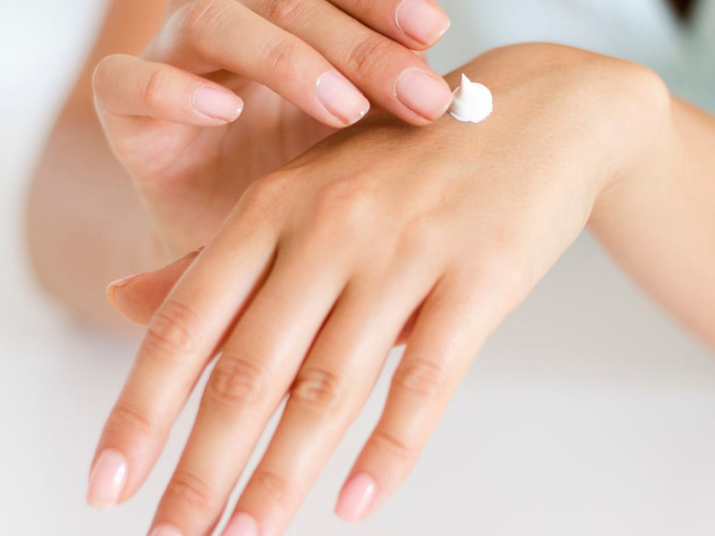 The Top 5 Natural Skin Care Fixes for Working Moms