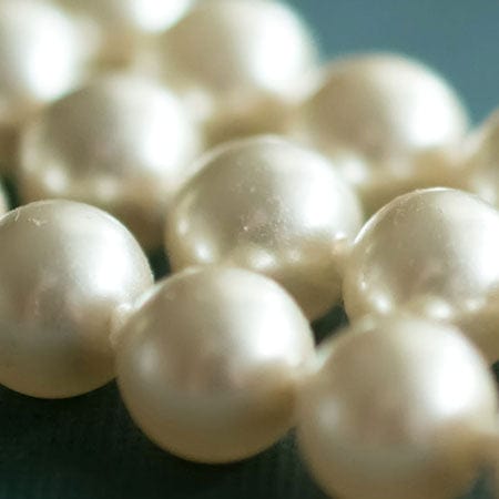 Pearl powder ingredient in Rosemira Skincare for enhancing skin radiance and glow